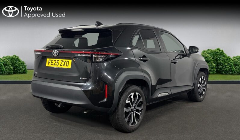 Used Toyota Yaris Cross 1.5 VVT-h Design SUV 5dr Petrol Hybrid E-CVT Euro 6 (s/s) (116 ps) full