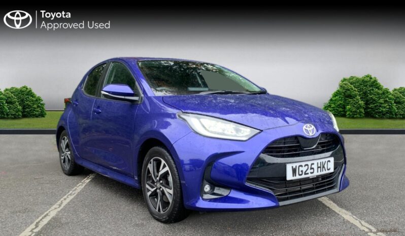 Used Toyota Yaris 1.5 VVT-h Design E-CVT Euro 6 (s/s) 5dr full
