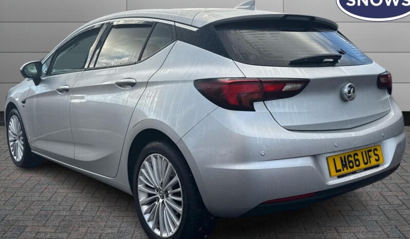 Used Vauxhall Astra 1.6 CDTi BlueInjection Elite Nav Euro 6 (s/s) 5dr full