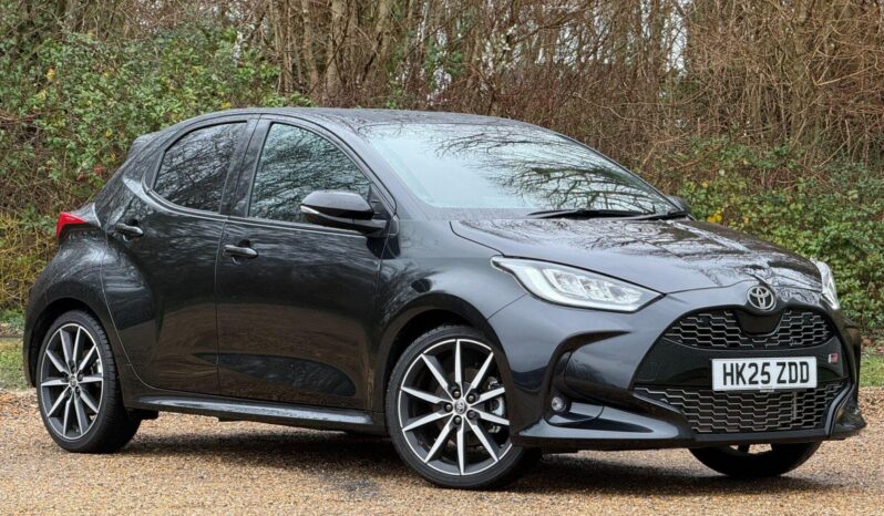 Used Toyota Yaris 1.5 VVT-h GR SPORT Hatchback 5dr Petrol Hybrid E-CVT Euro 6 (s/s) (130 ps) full
