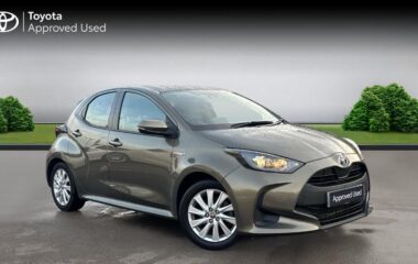 Used Toyota Yaris 1.5 VVT-h Icon Hatchback 5dr Petrol Hybrid E-CVT Euro 6 (s/s) (116 ps)