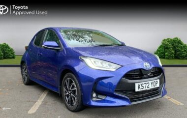 Used Toyota Yaris 1.5 VVT-h Design E-CVT Euro 6 (s/s) 5dr