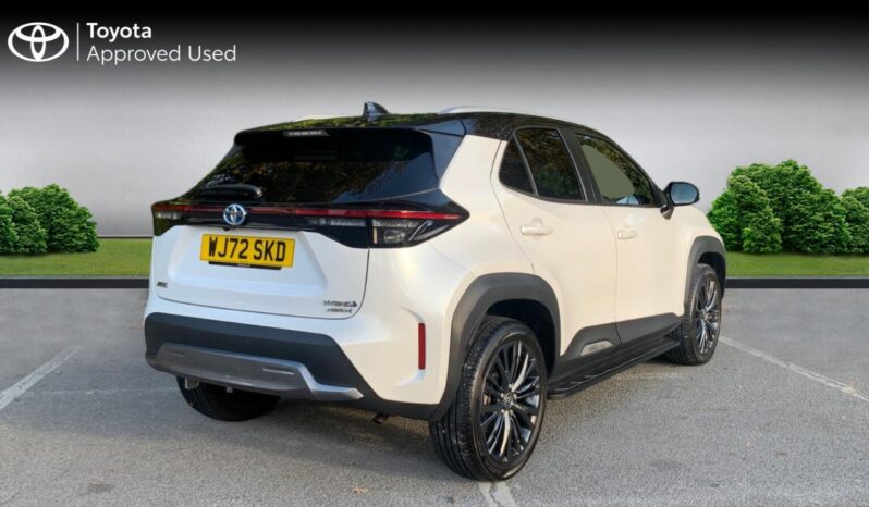 Used Toyota Yaris Cross 1.5 VVT-h Dynamic E-CVT AWD Euro 6 (s/s) 5dr full