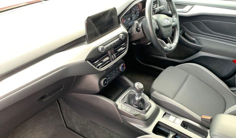 Used Ford Focus 1.0T EcoBoost Zetec Euro 6 (s/s) 5dr full