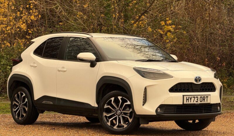 Used Toyota Yaris Cross 1.5 VVT-h Design SUV 5dr Petrol Hybrid E-CVT Euro 6 (s/s) (116 ps) full