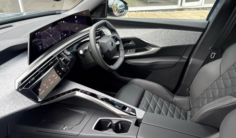 Used Peugeot 3008 73kWh Allure Auto 5dr full