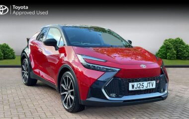 Used Toyota CHR 2.0 VVT 13.6kWh GR SPORT CVT Euro 6 (s/s) 5dr