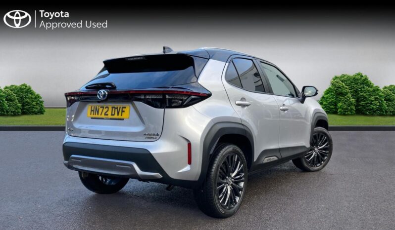 Used Toyota Yaris Cross 1.5 VVT-h Dynamic E-CVT AWD Euro 6 (s/s) 5dr full