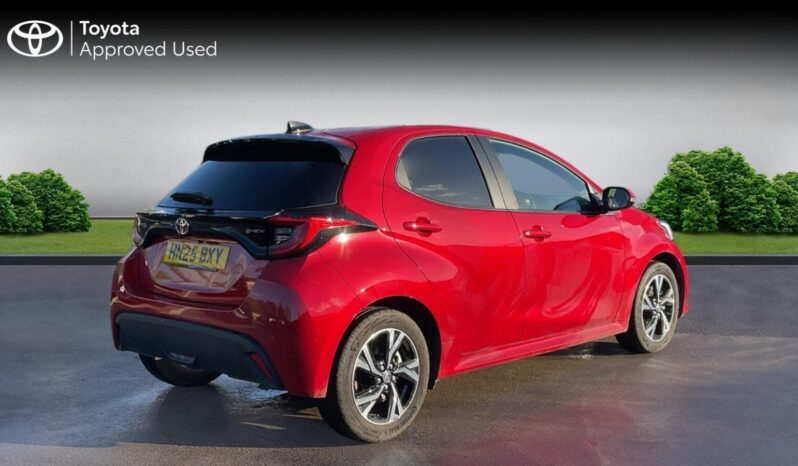 Used Toyota Yaris 1.5 VVT-h Design E-CVT Euro 6 (s/s) 5dr full