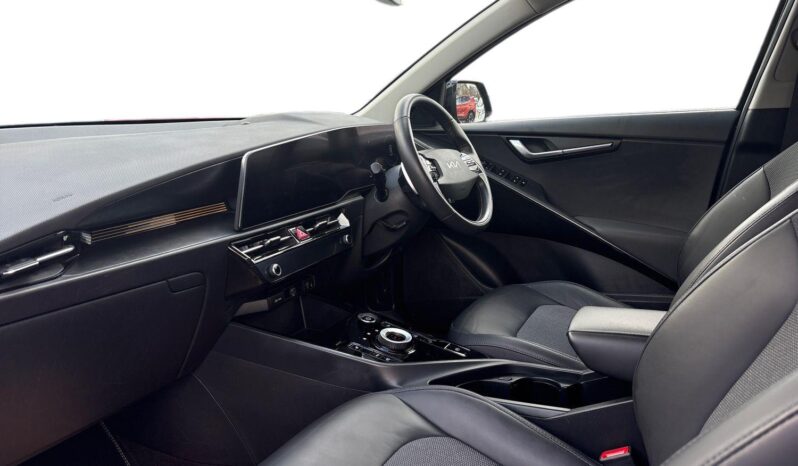 Used Kia Niro 64.8 kWh 3 full