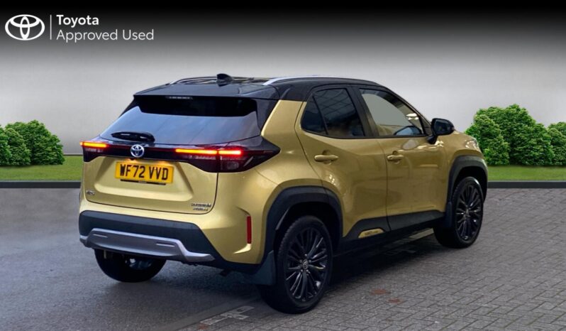 Used Toyota Yaris Cross 1.5 VVT-h Dynamic E-CVT AWD Euro 6 (s/s) 5dr full