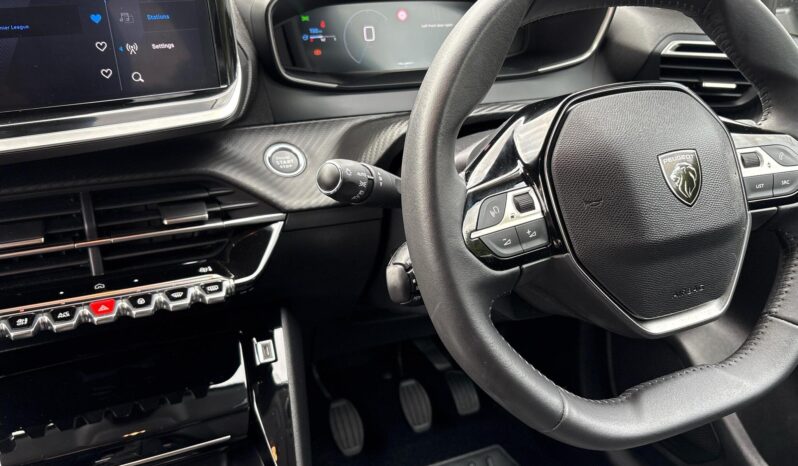 Used Peugeot 208 1.2 PureTech Allure Euro 6 (s/s) 5dr full