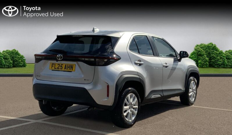Used Toyota Yaris Cross 1.5 VVT-h Icon SUV 5dr Petrol Hybrid E-CVT Euro 6 (s/s) (116 ps) full
