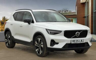Used Volvo XC40 Ultra, B3 Mild hybrid, Petrol, Dark