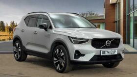 Used Volvo XC40 Ultra, B4 Mild hybrid, Petrol, Dark