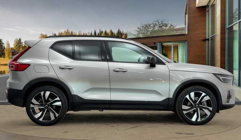 Used Volvo XC40 Ultra, B4 Mild hybrid, Petrol, Dark full
