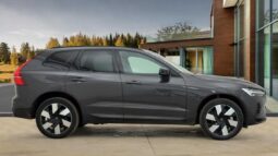 Used Volvo XC60 Ultra, T8 AWD Plug-in hybrid, Electric/Petrol, Dark full