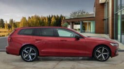 Used Volvo V60 Ultra, B4 Mild hybrid, Petrol, Dark full
