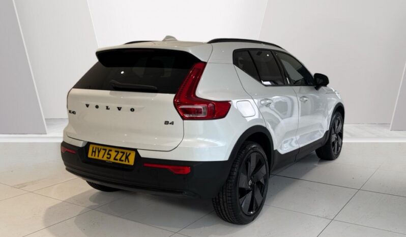 Used Volvo XC40 Black Edition Plus, B4 Mild hybrid, Petrol full