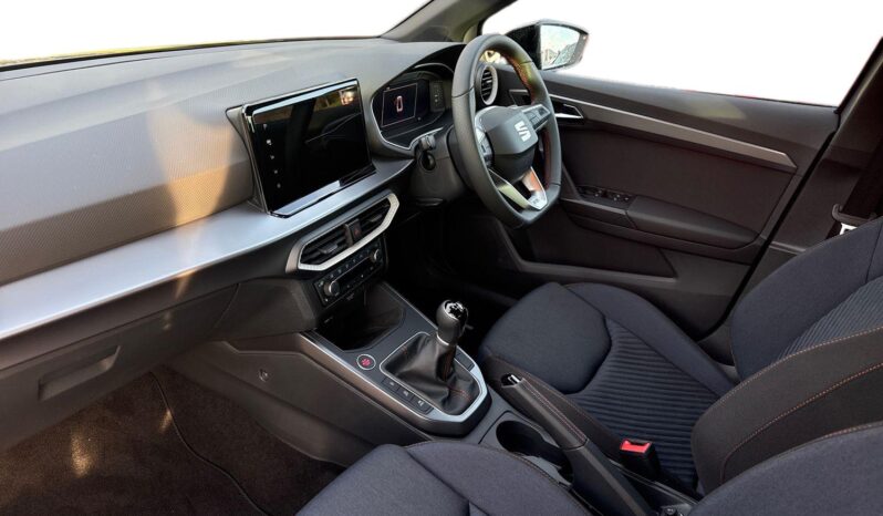 Used SEAT Arona 1.0 TSI 115 FR Black Edition 5dr full