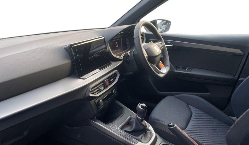 Used SEAT Arona 1.0 TSI 115 FR Black Edition 5dr full