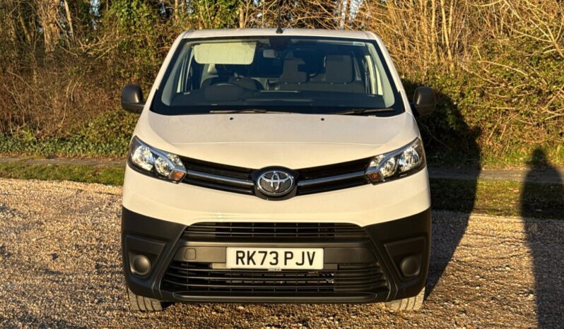 Used Toyota Proace 1.5D Icon Medium Panel Van 6dr Diesel Manual MWB Euro 6 (s/s) (120 bhp) full