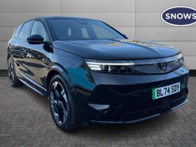 Used Vauxhall Grandland 73kWh Ultimate Auto 5dr