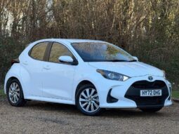 Used Toyota Yaris 1.5 VVT-h Icon Hatchback 5dr Petrol Hybrid E-CVT Euro 6 (s/s) (116 ps) full