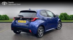 Used Toyota Yaris 1.5 VVT-h Dynamic E-CVT Euro 6 (s/s) 5dr full