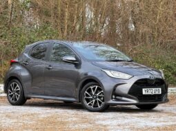 Used Toyota Yaris 1.5 VVT-h Design Hatchback 5dr Petrol Hybrid E-CVT Euro 6 (s/s) (116 ps) full