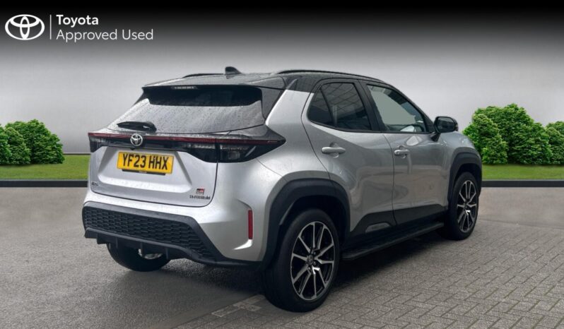 Used Toyota Yaris Cross 1.5 VVT-h GR SPORT E-CVT Euro 6 (s/s) 5dr full