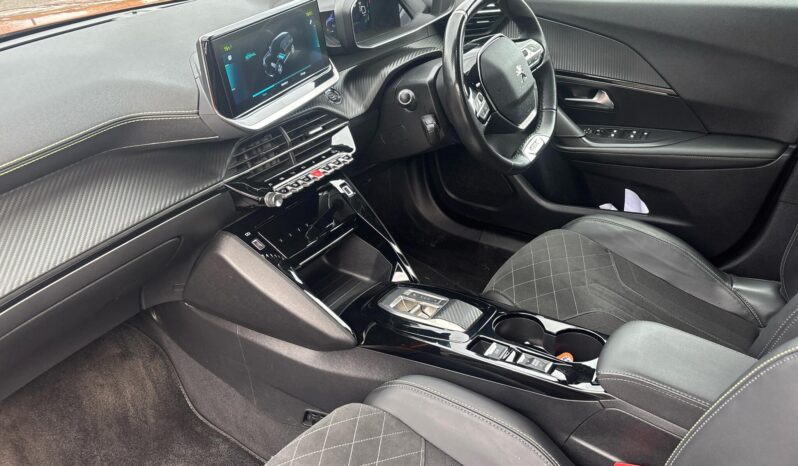 Used Peugeot 2008 50kWh GT Premium Auto 5dr (7kW Charger) full