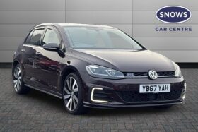 Used Volkswagen Golf 1.4 TSI 8.7kWh GTE Advance DSG Euro 6 (s/s) 5dr