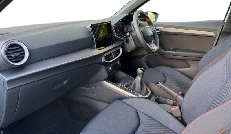 Used SEAT Arona 1.0 TSI 115 FR Black Edition 5dr full