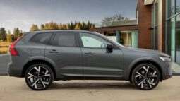 Used Volvo XC60 Ultra, B5 AWD Mild hybrid, Petrol, Dark full