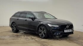 Used Volvo V90 Ultra, T8 AWD Plug-in hybrid, Electric/Petrol, Dark