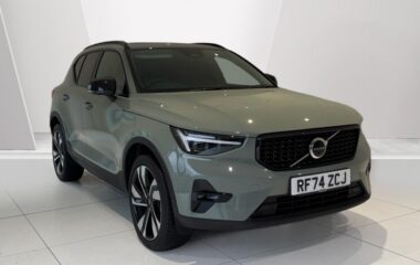 Used Volvo XC40 Ultra, B4 Mild hybrid, Petrol, Dark