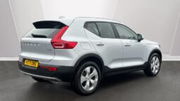 Used Volvo XC40 Momentum, T3 Automatic full