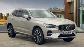 Used Volvo XC60 Ultra, B5 AWD Mild hybrid, Petrol, Bright