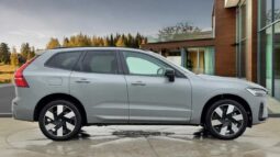 Used Volvo XC60 Ultra, T8 AWD Plug-in hybrid, Electric/Petrol, Dark full