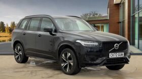 Used Volvo XC90 Recharge Plus, T8 AWD plug-in hybrid, Electric/Petrol, Dark, 7 Seats