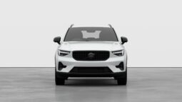 Used Volvo XC40 Plus full