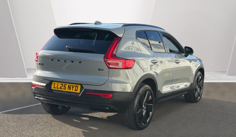 Used Volvo XC40 Black Edition Plus, B4 Mild hybrid, Petrol full