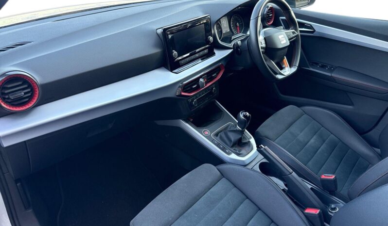 Used SEAT Arona 1.0 TSI 110 FR Edition 5dr full