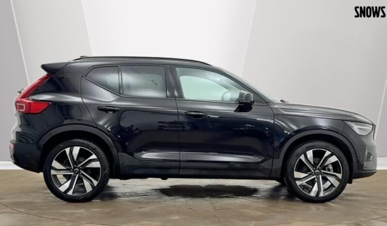 Used Volvo XC40 Ultra, B4 Mild hybrid, Petrol, Dark full