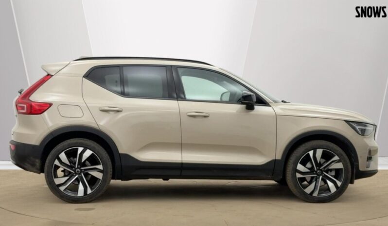 Used Volvo XC40 Ultra, B4 Mild hybrid, Petrol, Dark full