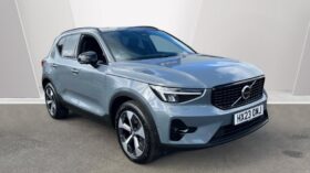 Used Volvo XC40 Ultimate, B4 mild hybrid, Petrol, Dark