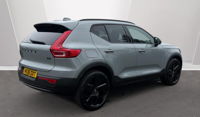 Used Volvo XC40 Black Edition Plus, B3 Mild hybrid, Petrol full