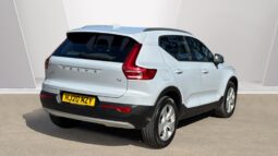 Used Volvo XC40 T4 FWD Momentum Pro Automatic full