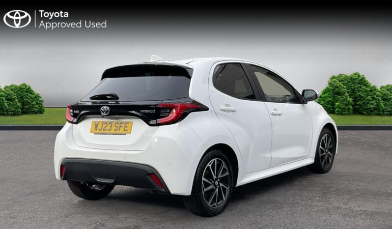 Used Toyota Yaris 1.5 VVT-h Design E-CVT Euro 6 (s/s) 5dr full